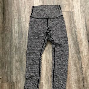lululemon textured wunder under
